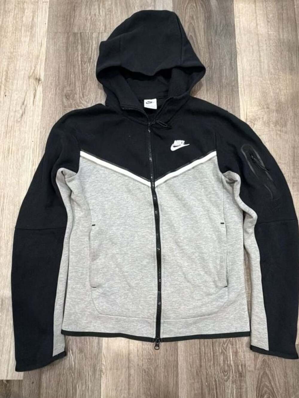 Nike Tech Fleece Full-Zip Hoodie Size XS Black Grey